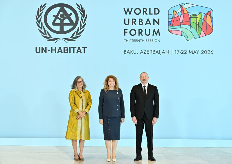 Prezident WUF13-də çıxış edir - Canlı - Fotolar