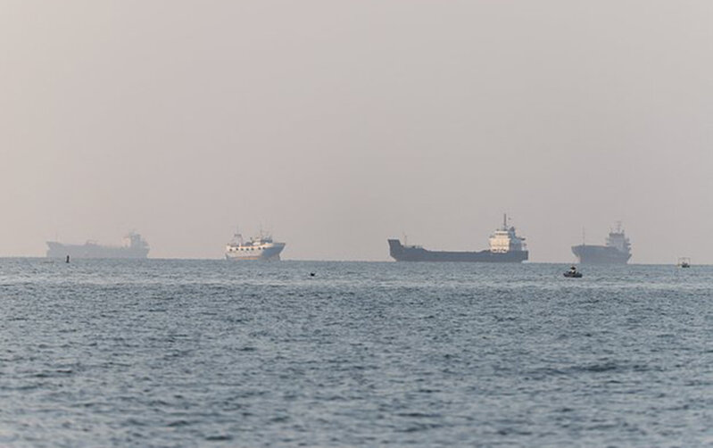 ABŞ Oman körfəzində tankerə zərbə endirib