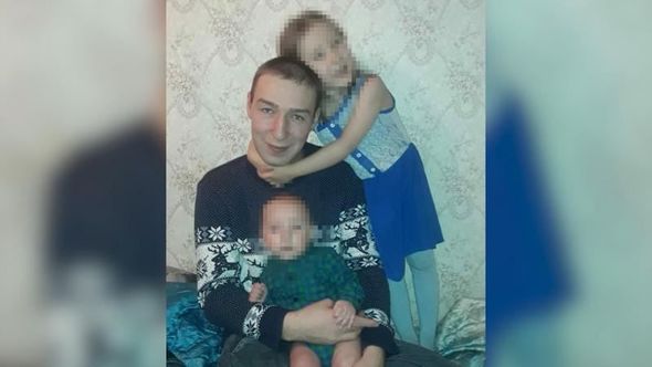 "Atamla anam yataqdan durmurlar...": Azyaşlı uşaqlar üç gün ölmüş valideynləri ilə yaşadı - FOTO