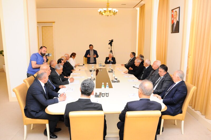 Göygöldə rayon Ağsaqqallar Şurasının yeni üzvləri ilə görüş keçirildi - FOTOLAR