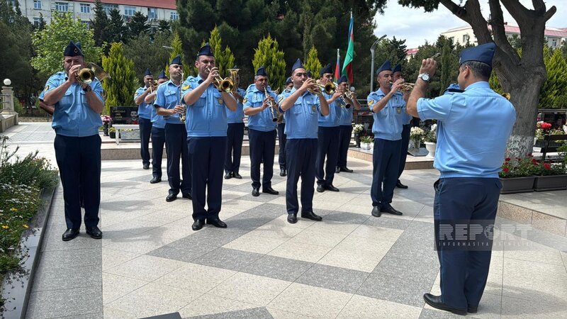 Sumqayıtda Birinci Qarabağ müharibəsinin şəhidi dəfn edildi - FOTOLAR