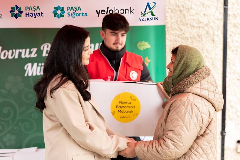 Yelo Bank-dan aztəminatlı ailələrə bayram sevinci