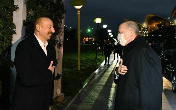 İlham Əliyev Ərdoğanın şərəfinə ziyafət verib - YENİLƏNİB + FOTO/VİDEO