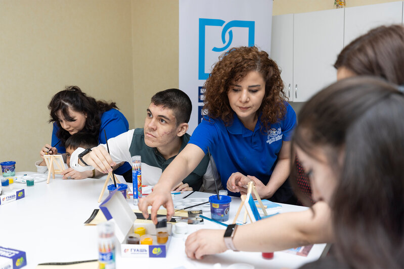 Bank of Baku-dan Autizm Maarifləndirmə ayına özəl layihə: SEVGİ VARSA, FƏRQ YOXDUR