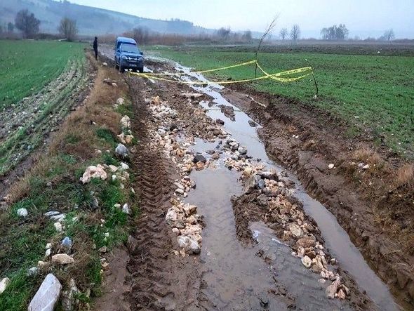 Yağış bir neçə əsrlik məzarları ortaya çıxardı - FOTO