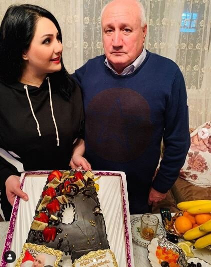 Aygün Mahmudovanın atasının fotoları