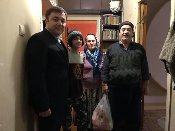 Emin Hacıyev Novruz bayramında seçiciləri ilə görüşdü - FOTO