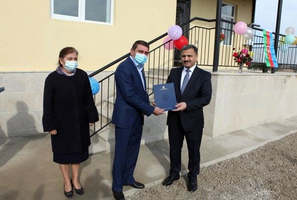 Daha dörd rayonda şəhid ailələrinə və Qarabağ müharibəsi əlillərinə ev verildi - FOTO