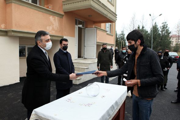 Daha 30 şəhid ailəsinə və Qarabağ müharibəsi əlillərinə ev verildi - FOTO
