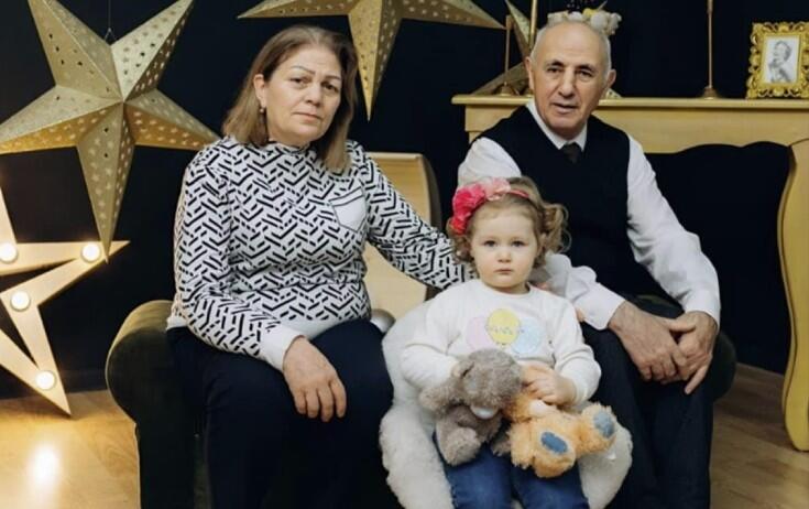 Bir kəlmə də danışmır' - Xanımı Aşıq Əhliman haqda