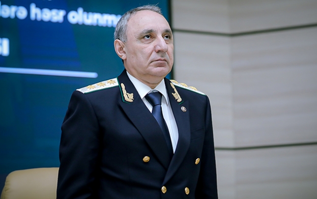 Kamran Əliyev: 