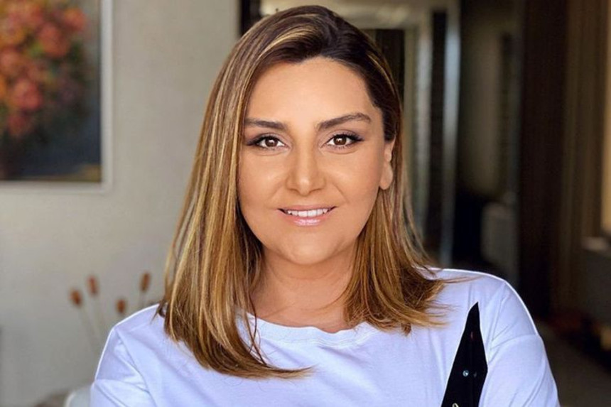 Zülfiyyə Xanbabayeva imicini dəyişdi - FOTOLAR