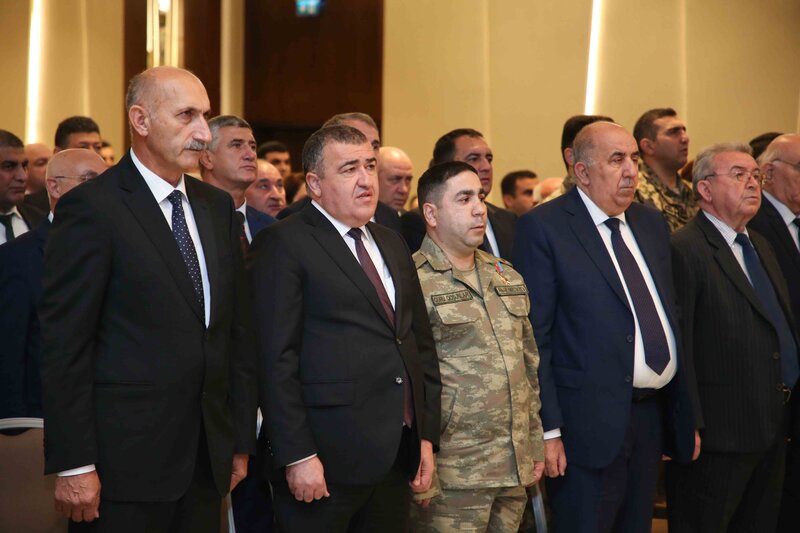Yeni Azərbaycan Partiyasının yaradılmasının 30 illiyinə həsr olunan konfrans keçirilib - FOTOLAR
