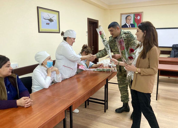 Beynəlxalq Qadınlar Günü münasibətilə Azərbaycan Ordusunda silsilə tədbirlər keçirilib - FOTO