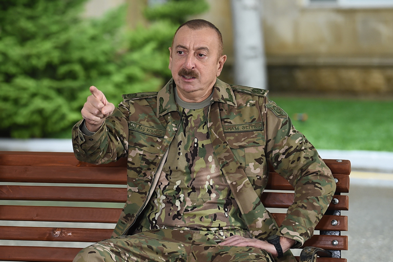 Azərbaycan Ordusunun zəfər yürüşünə xarici ölkələrin vətəndaşları da sevinir - Ali Baş Komandana MÜRACİƏTLƏR