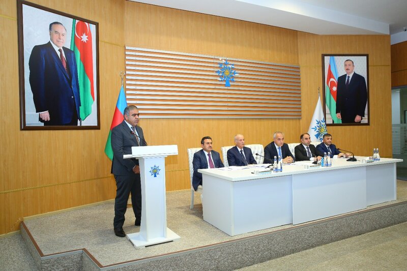 Binəqədi rayonunda payız-qış mövsümünə həsr olunmuş iclas keçirilib - FOTOLAR