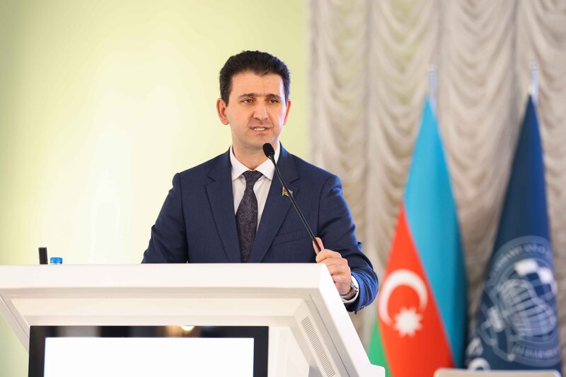 Naqif Həmzəyev: 