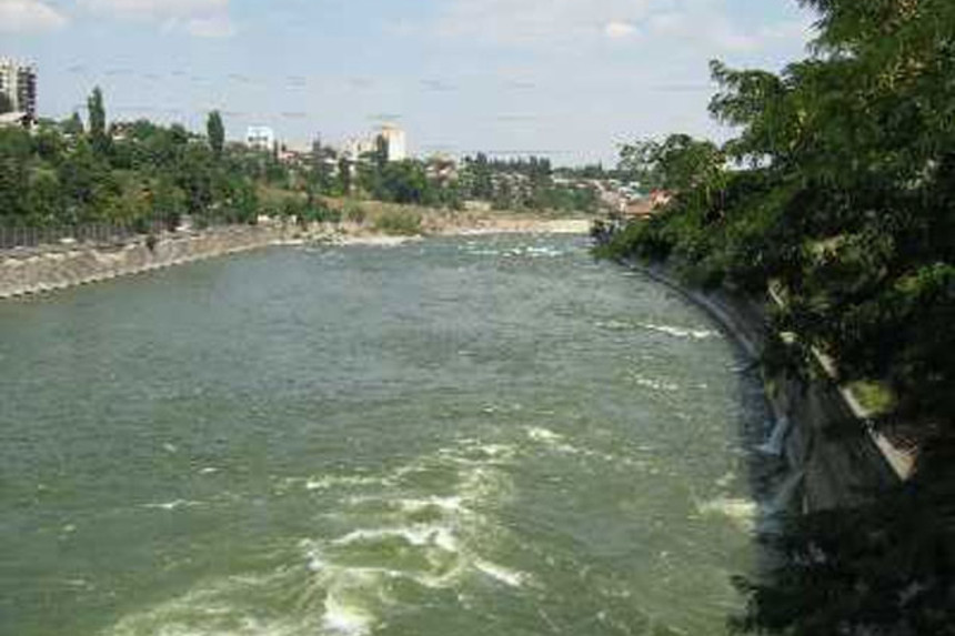 Sabirabad sakini Kür çayına düşüb