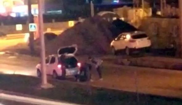 Avtomobilin yük yerində iki saatlıq kabus - FOTO