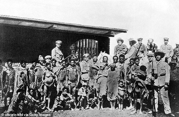 Afrikada seçkilərdə Adolf Hitler qalib gəlib - FOTO