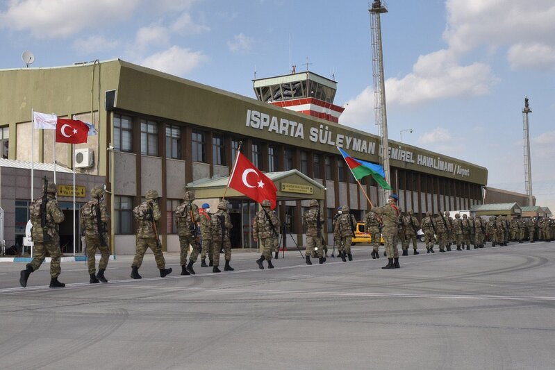 Azərbaycan hərbçiləri Türkiyəyə getdi: Yeni təlimlər başlayır - FOTO