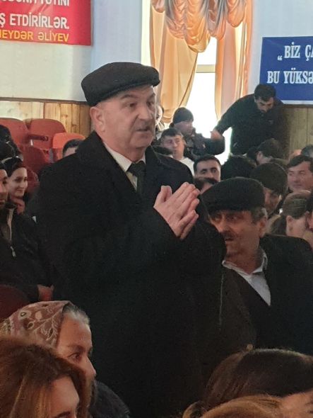 Nizami Səfərov seçiciləri ilə görüşlərini davam etdirir - FOTO