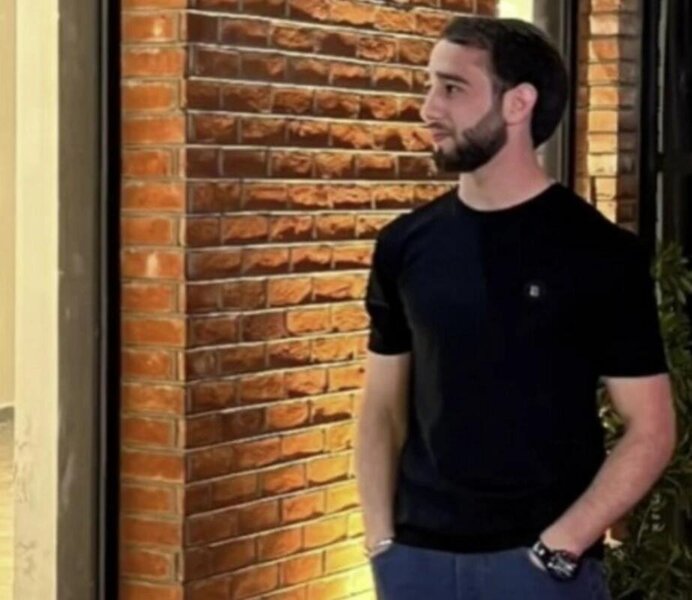 24 yaşlı idmançını öldürən dostuna hökm oxundu - FOTO