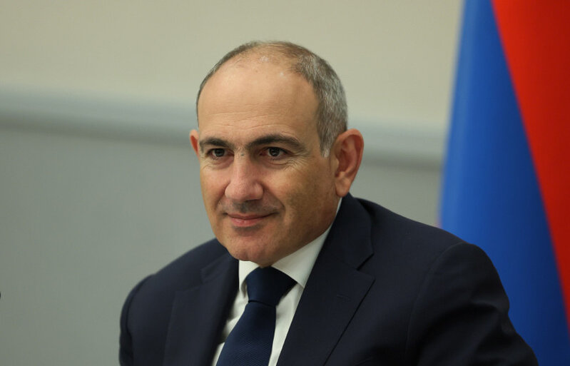 Paşinyan yenə diqqət mərkəzində: Bu dəfə elə RƏQS ETDİ Kİ