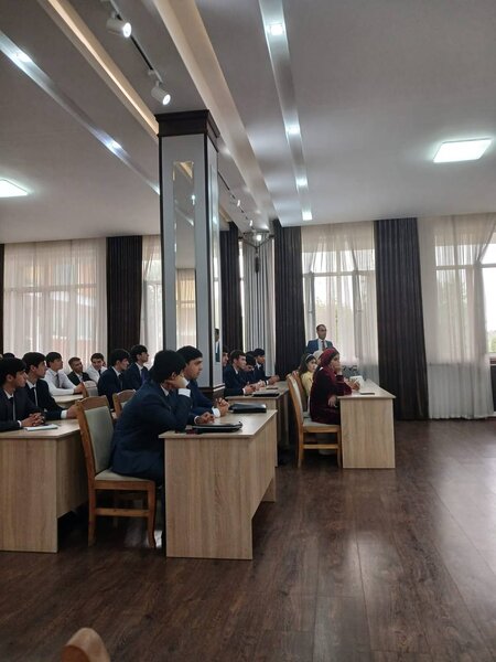 Əlimirzamin Əskərov Tacikistan Milli Universitetinin tələbələrinə mühazirə oxudu - FOTOLAR