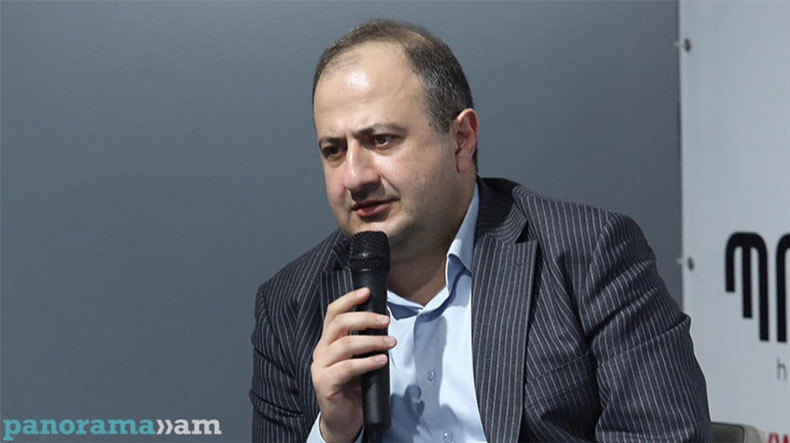 Melkonyan: Paşinyan Türkiyənin daha bir ilkin şərtini yerinə yetirmək üzrədir 