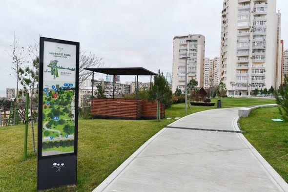İlham Əliyev Bakıda Mərkəzi Parkın ikinci hissəsinin açılışında iştirak etdi - FOTOLAR