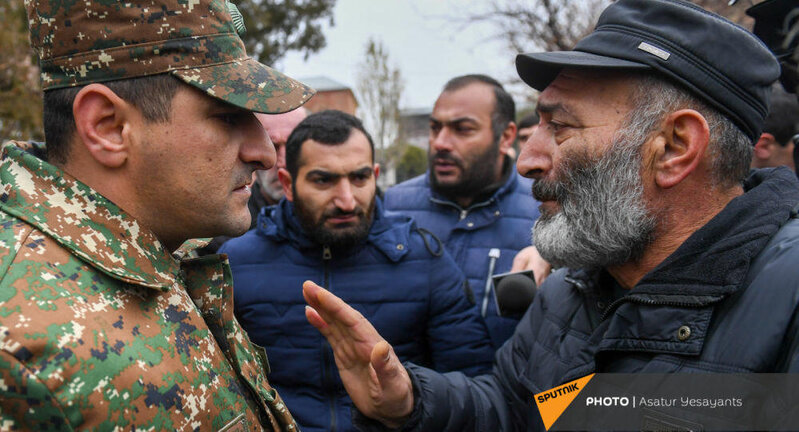 Ermənilər bir-birini parçalayır: "Qarabağdan qurtulduq, harada olduğunu bilmirik