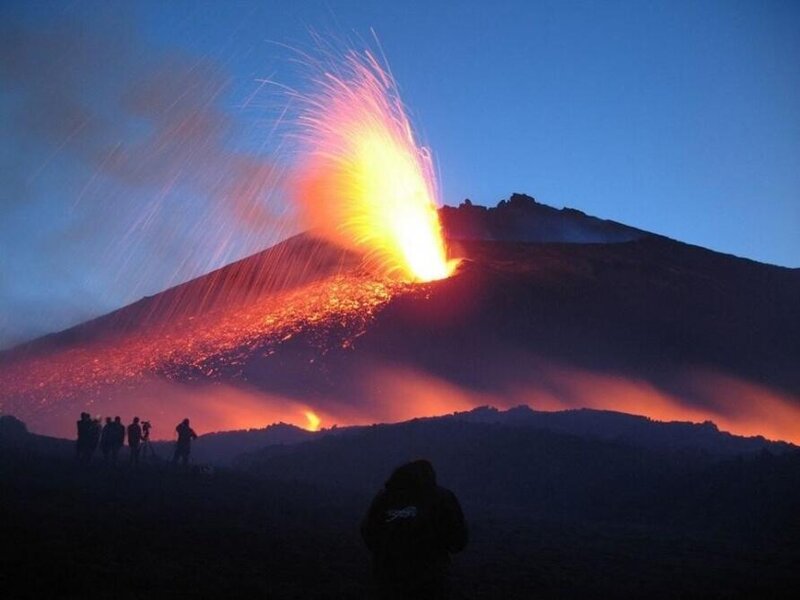 İtaliyadakı Etna vulkanının hündürlüyü 30 metr artı