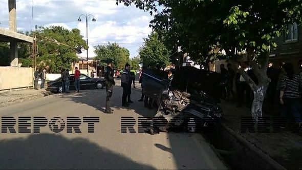 Lənkəranda iki avtomobil toqquşdu: Xəsarət alanlar var - FOTO