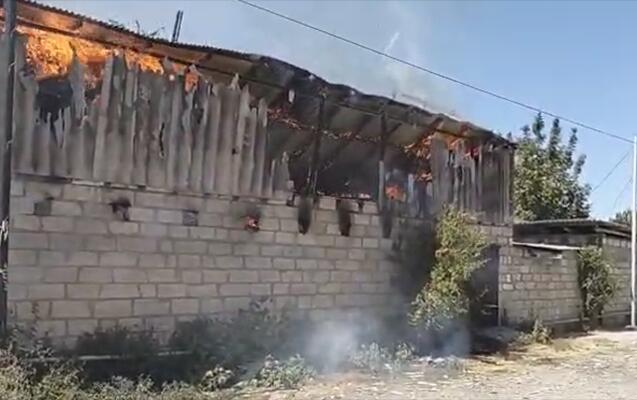 Ağcabədidə yanğın: Heyvanlar tələf oldu, xəsarət alan var
