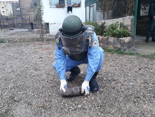 Bakıda zibillikdən top mərmisi tapıldı - FOTO