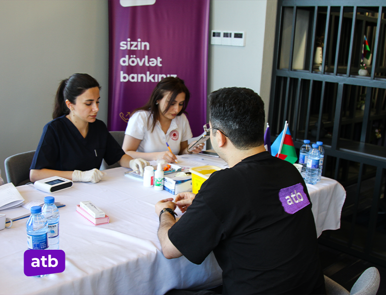 Azər Türk Bankda qanvermə aksiyası keçirildi - FOTOLAR
