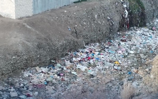 Gəncəçay zibil yatağına çevrilib - FOTO