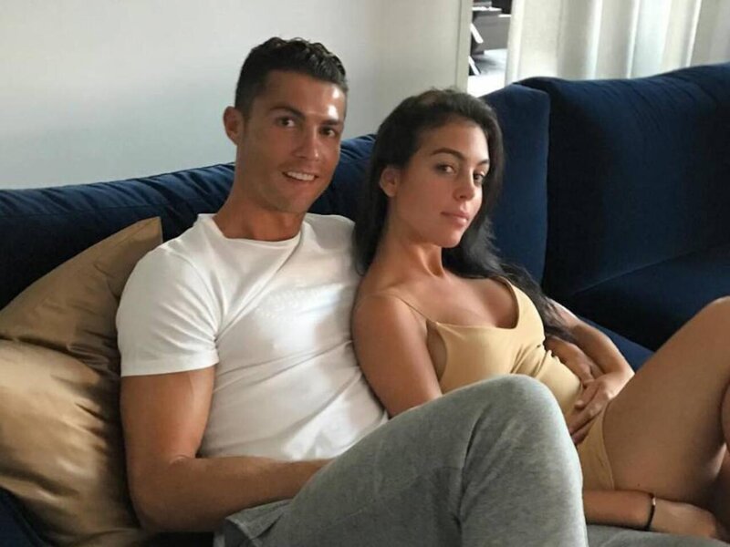 Ronaldonun toy tarixi açıqlandı - FOTO