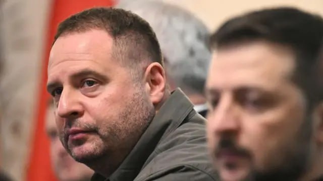 İstefadan sonra Yermakdan Zelenski ilə bağlı AÇIQLAMA