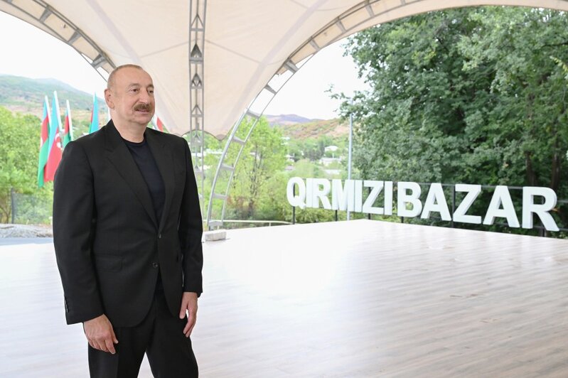 Prezident Xocavənddə sakinlərlə görüşdü - FOTOLAR