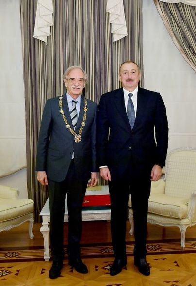İlham Əliyev Polad Bülbüloğluna "Heydər Əliyev" ordenini təqdim etdi - YENİLƏNİB+FOTO