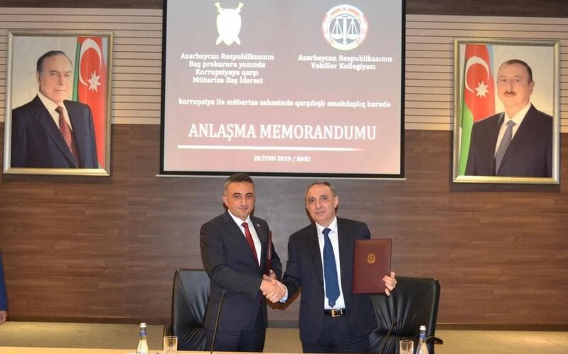 Baş prokuror Anar Bağırovu təltif etdi