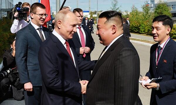 Putin Kim Çen İni Moskvaya dəvət etdi