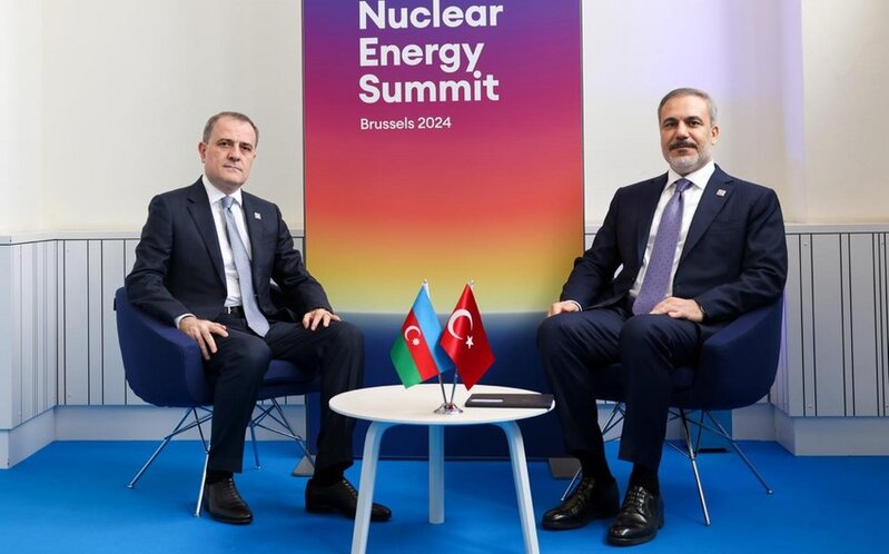 Ceyhun Bayramov Brüsseldə Hakan Fidanla görüşdü