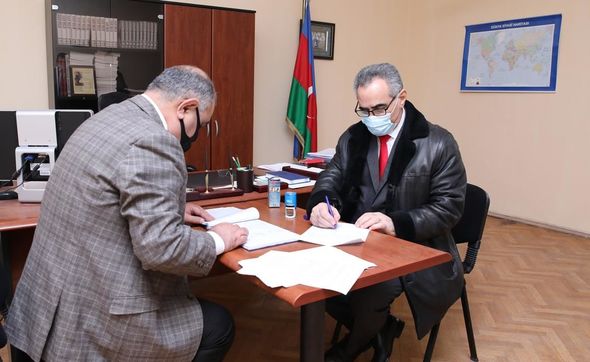 Azərbaycanda ofislə təmin edilmiş siyasi partiyaların sayı 14-ə çatıb - FOTO
