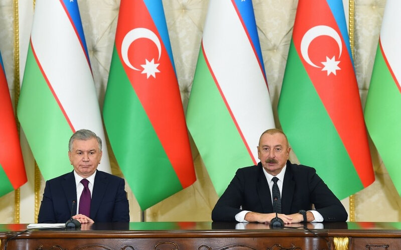 Dövlət başçısı: 'Azərbaycan ilə Özbəkistan arasında qardaşlıq münasibətlərinin çoxəsrlik tarixi var