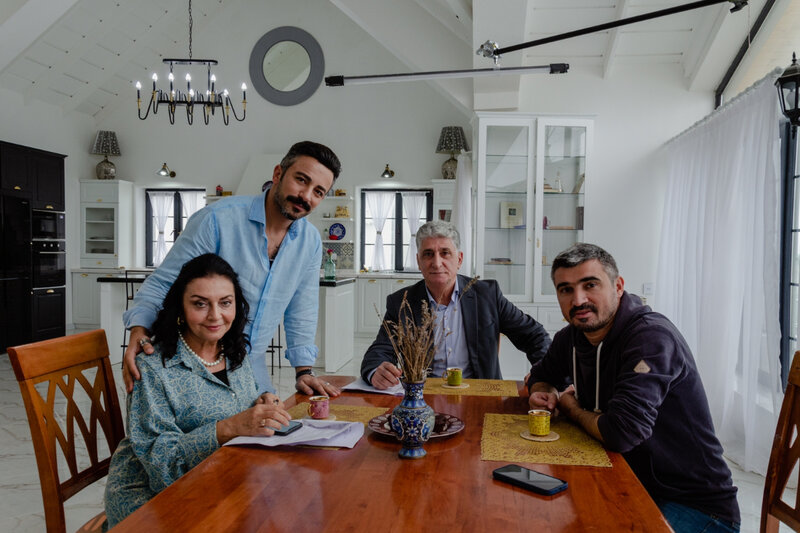 Sosial şəbəkədəki paylaşımına yazılanlar aktyoru özündən çıxardı - FOTO