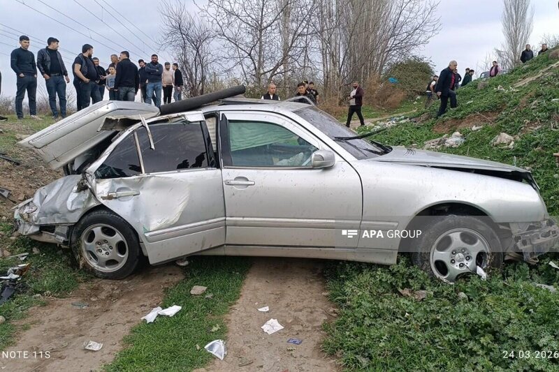 Minik maşını aşdı - ölən var - FOTO