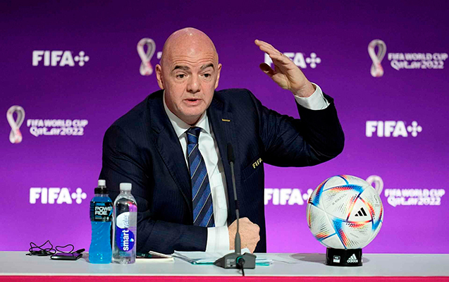 FIFA prezidenti mavi vərəqələrin tətbiqinə qarşı çıxdı